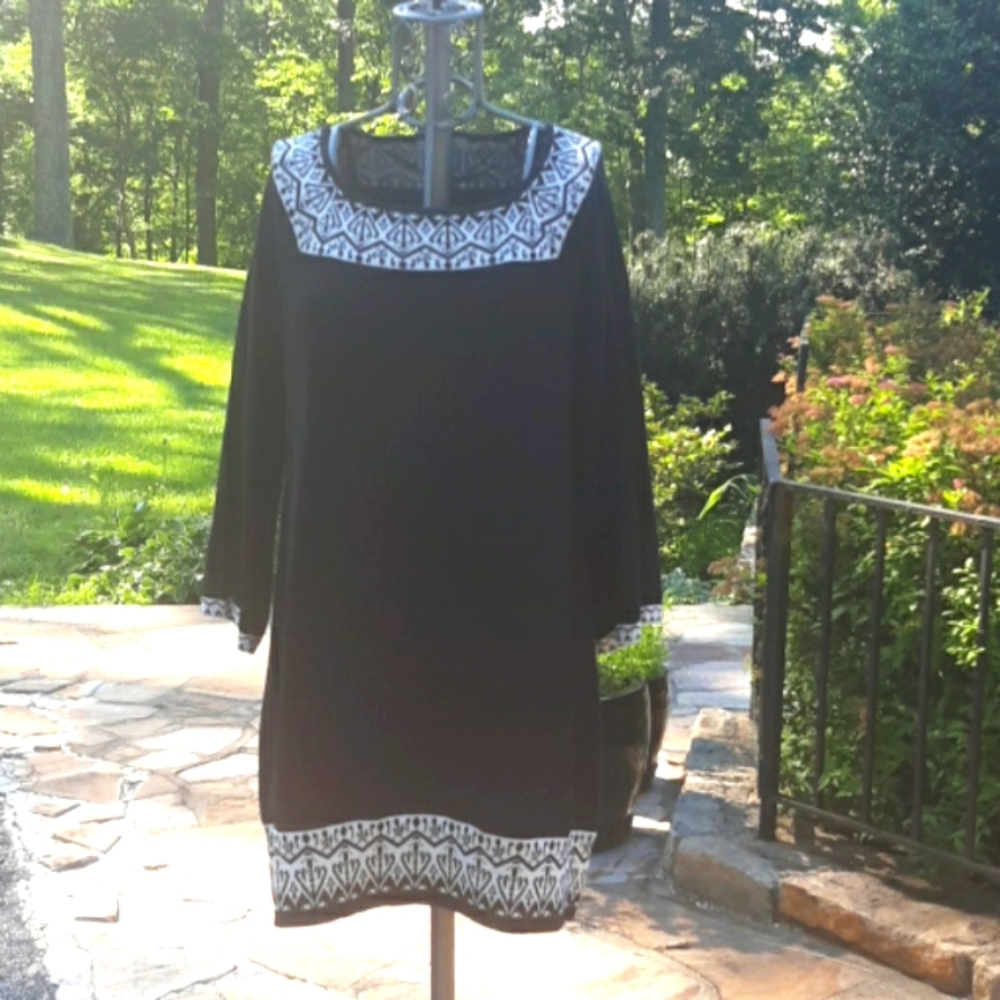 Black and white mini dress